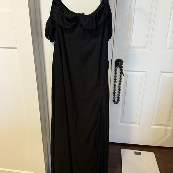 Black Off-the-Shoulder Bustier Maxi Dress - NWT - XL - Picture 2 of 6